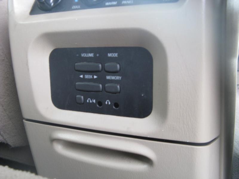 99 00 01 02 03 04 05 06 ford expedition audio equipment