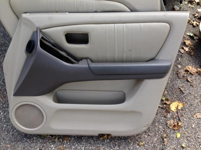 99-03 lexus rx300 passenger right side front door panel 