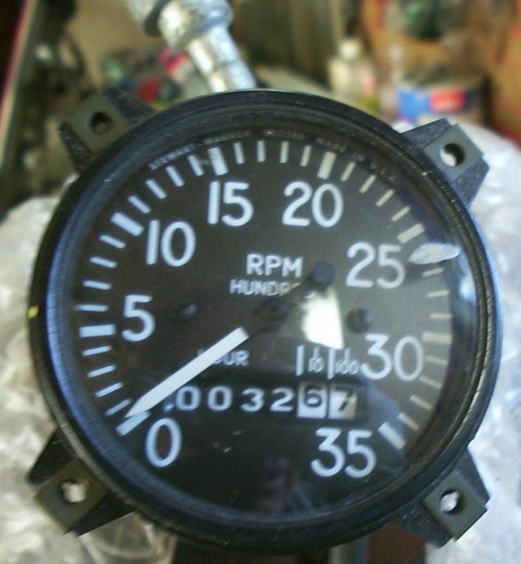 Aircraft engine tachometer with xxxx.xx hour chronometer