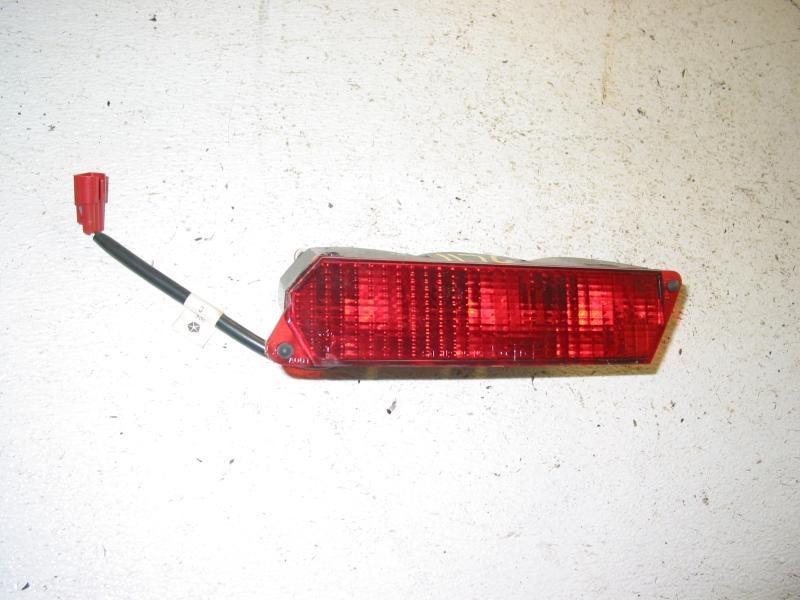 00 99 98 dodge caravan voyager high mounted stop light