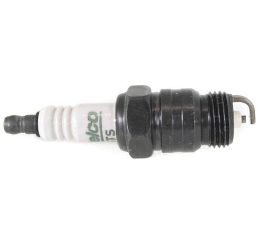 Ac delco spark plug new truck e300 van e200 f250 f350 custom galaxie r83ts