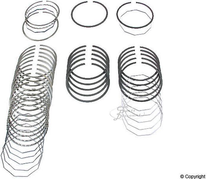 Deves piston ring set