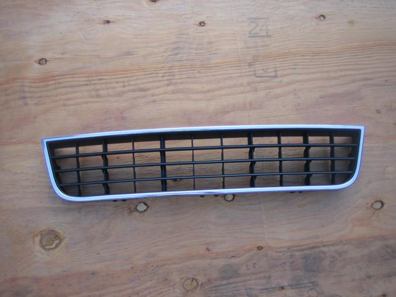 2002-2005 audi a4 front bumper cover center grille oem, new! 