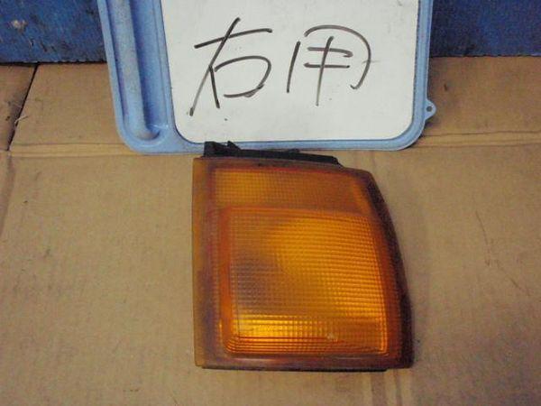 Daihatsu move 1996 right clearance lamp [7711000]