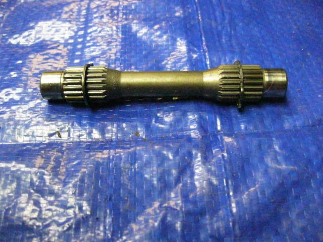 86 87 88 89 honda trx350 4x4 starter reduction shaft idler gear shaft