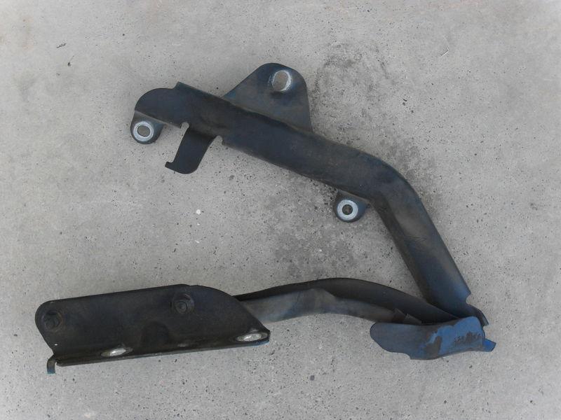 93-02 camaro firebird l/h left hand side driver hood hinge mount 