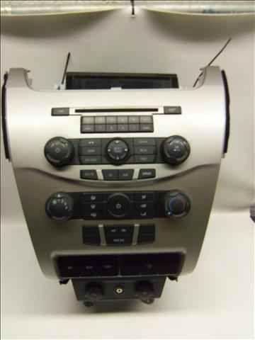 2009 ford focus cd radio w/climate control oem lkq