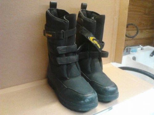 Ski-doo snowmobile boots mens size 11