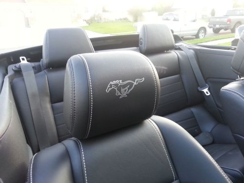 1999-2004 ford mustang headrest outlined pony decals - only leather seats 99-04