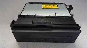 06 r171 mercedes slk280 6 disc cd changer oem