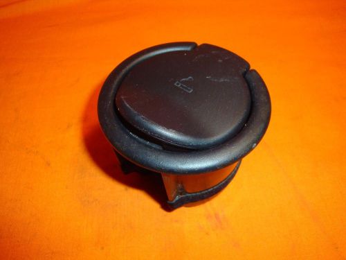 Oem ford f150 mustang explorer ashtray pn# yl8x-7804788-a hard plastic black