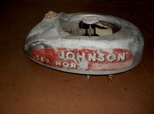 D3a916 1941-42 johnson seahorse 5 hp gas tank from model td-15 serial #415986