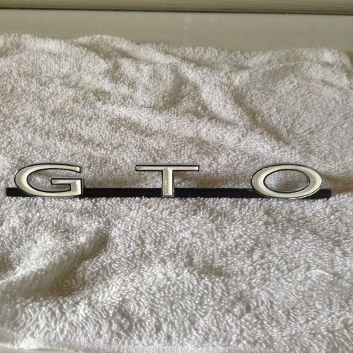 Gto grille emblem gm restoration part 64-66