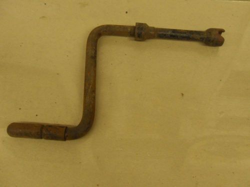 Vintage model t ford ? engine hand crank starter handle 2 tooth socket car truck