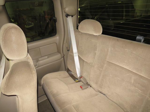 2004 gmc sierra 2500 pickup rear seat belt & retractor only rh passenger tan