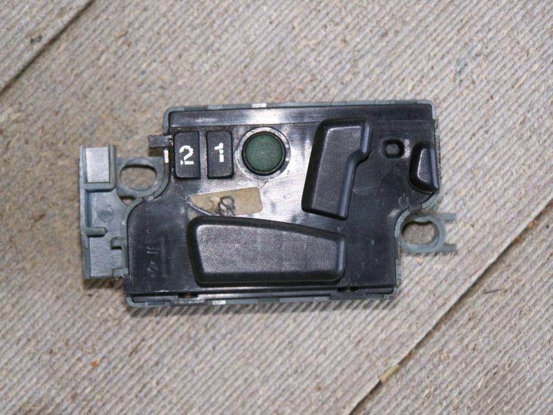 Mercedes seat switch right side 003 820 28 10 