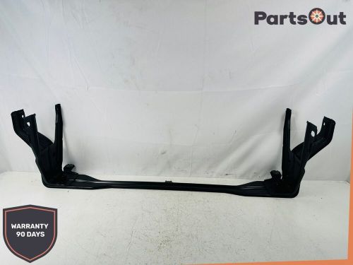 Mercedes w221 s350 s550 radiator lower bracket support frame 2216200315 oem