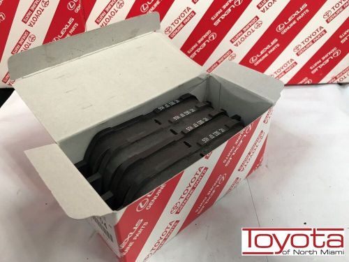 Oem genuine 2004-2010 toyota sienna front brake pads 04465-az104/az204