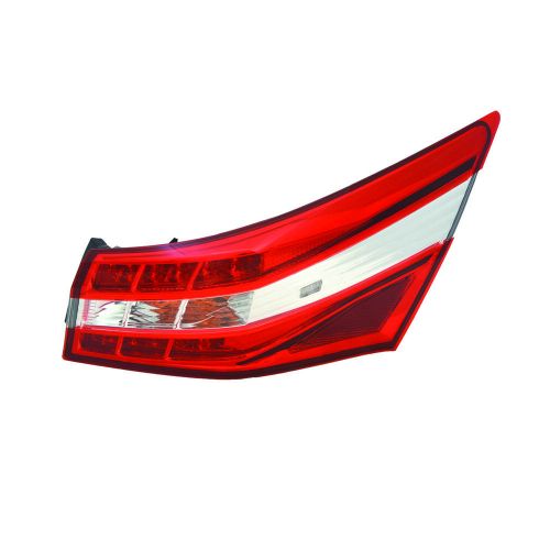 New passenger side outer tail light assembly fits 2013-2015 toyota avalon