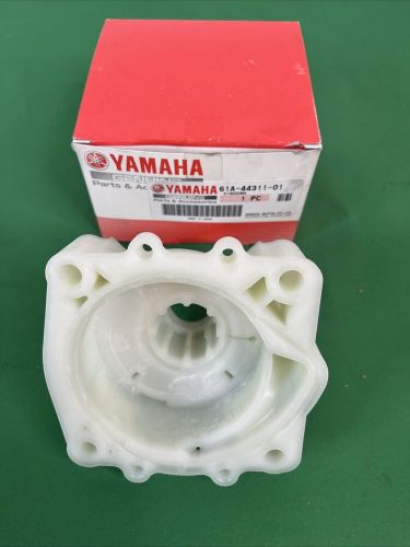 Yamaha new oem housing,water pump 61a-44311-01-00