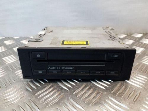 Audi a4 convertible 8h7, b6, 8u, b7 cd changer 2.50 diesel 120kw 2004 25126959-