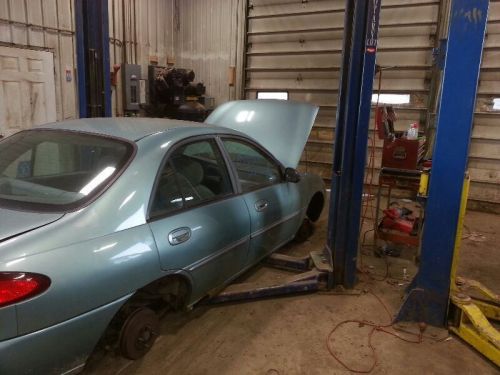 Wheel cover hubcap sedan fits 97-02 escort 1746438