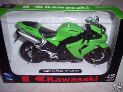 New ray kawasaki zx-10r 2006 1:12 scale