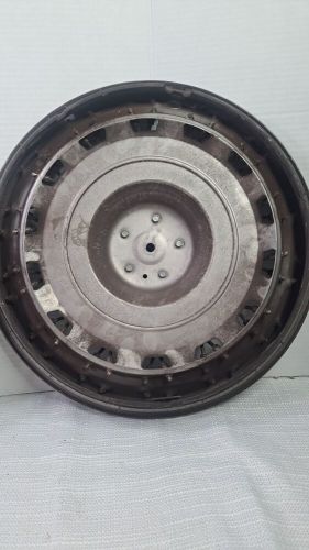 1970 - 1980 vtg pontiac 14&#034; 2 wire spoke rim hubcap one is missing emblem