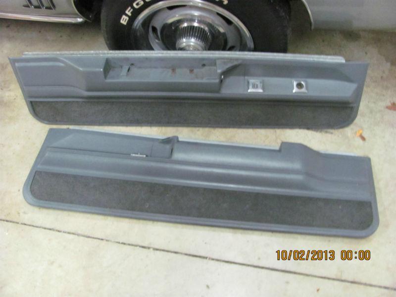 1978-1987 el camino,monte carlo,cutlass deluxe gray lower door panels nice gm