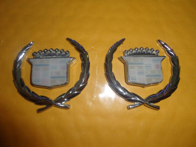 1980-1992 cadillac fleetwood roof emblems wreath and crests