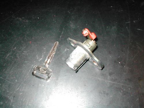 1997 98 99 2000 2001 toyota camry trunk lid lock locks