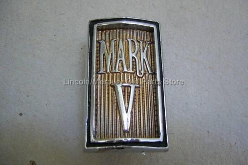 1979 lincoln mark v gold special edition grille emblem diamond jubilee - used