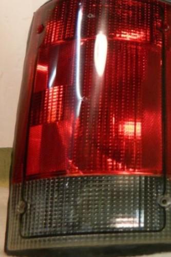 Oem 95-13 ford econoline e150 e250 e350, excursion 00-05 left/right tail lights