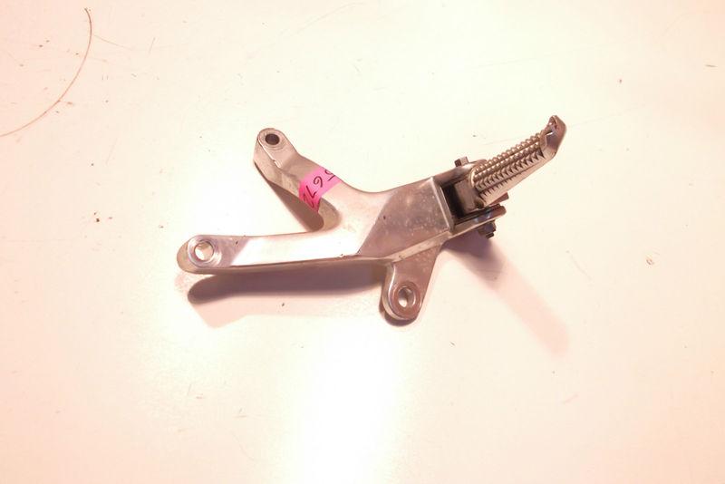 Yamaha yzf-600r yzf 600 1997-2007 left rear foot peg and bracket 85672