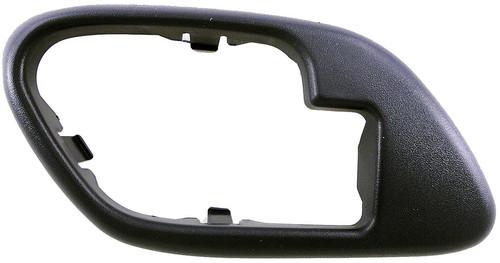 Int door handle bezel front/rear left platinum# 1231420