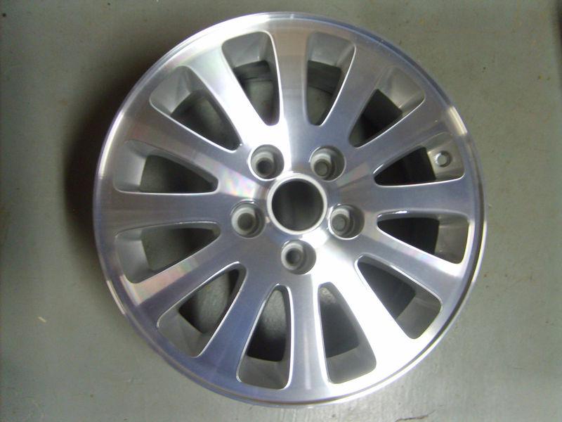 2006-2008 buick lucerne wheel, 16x7, 12 spoke machined/silver