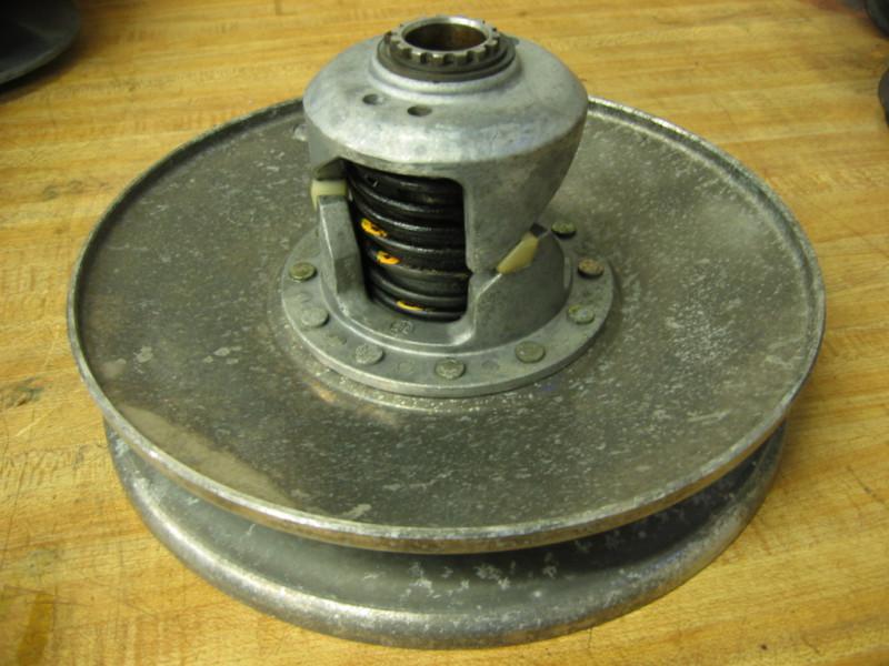 Vintage yamaha exciter 340 / 440 secondary clutch 