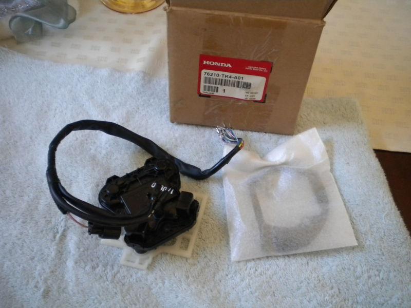 2011 genuine acura tl mirror actuator with memory, right hand side new