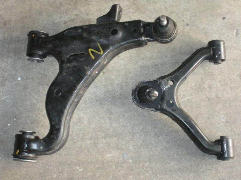 2009 toyota tacoma control arm upper & lower