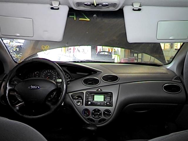 2004 ford focus floor center console gray 2597825