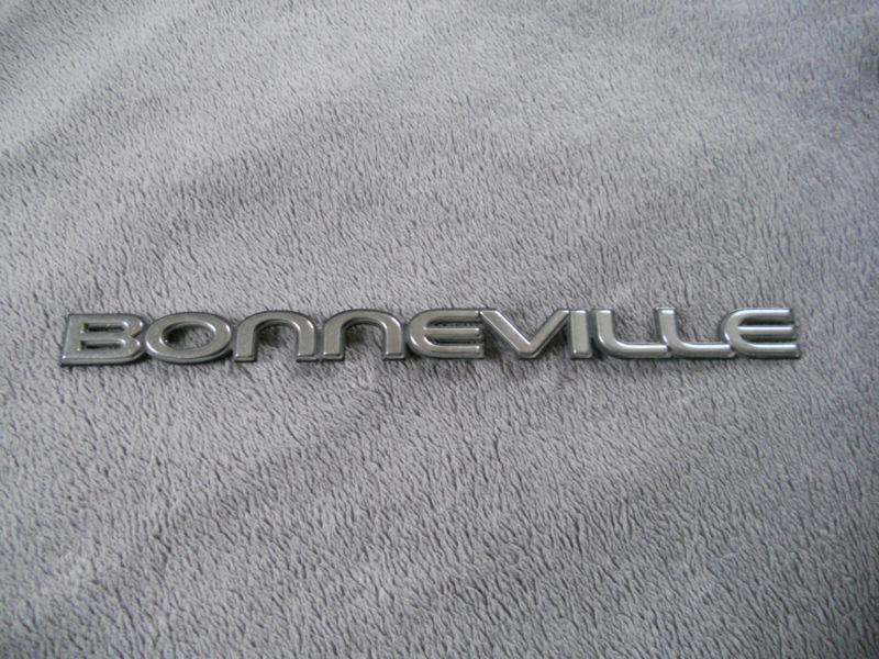 1988 pontiac bonneville emblem