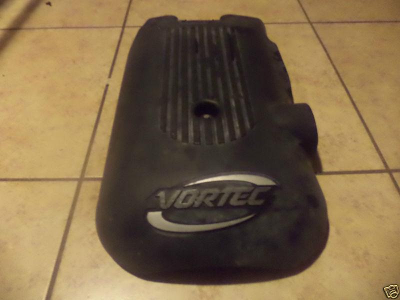 2003 2004 silverado 1500 pickup engine cover 4.8l vortec 