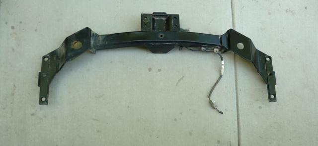 2001-2005 toyota sequoia trailer hitch bumper oem