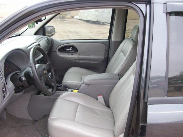 2006 chevy trailblazer 31125 miles steering column 805570