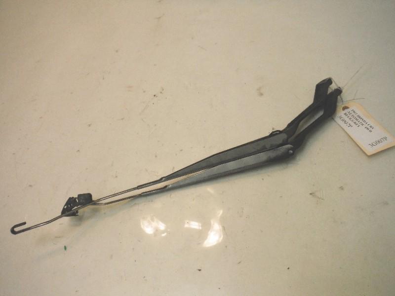 1997 honda crv 4wd windshield wiper arm pair oem