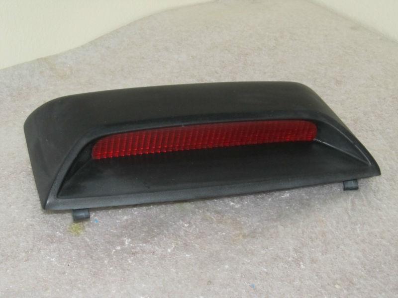 2001-2005 lexus is300 is 300 back brake stop light 01 02 03 04 05 factory oem