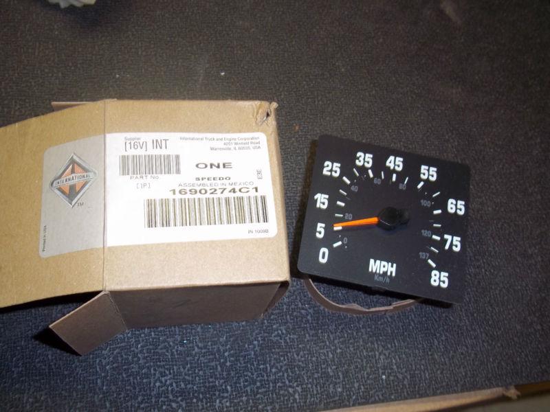 New oem    international  speed    gage pn 1690274c1 