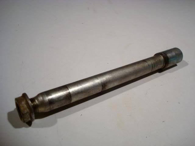 99-02 kawasaki kx 125 250 kx125 kx250 oem front wheel axle bolt w/ spacers