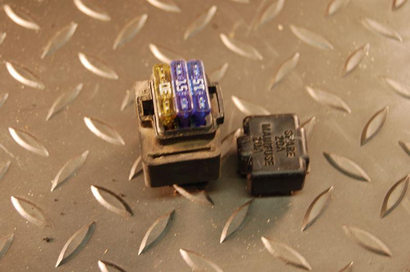 1993 suzuki dr250 dr 250 dr250s dr 250s fuse holder