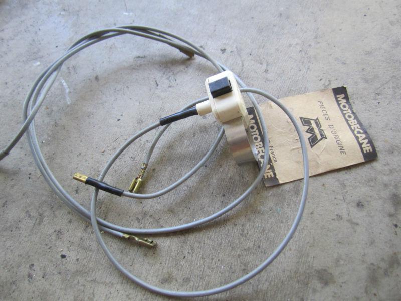 Nos motobecane 50 moped white horn switch with wire